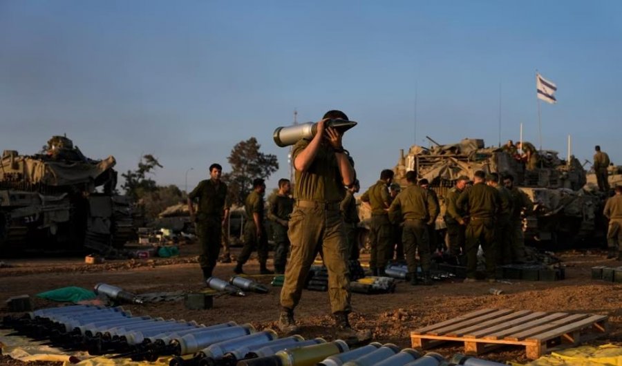 Luftime në pjesën jugore të Gazës/ Izraeli njofton tërheqjen e mijëra trupave nga zona të tjera