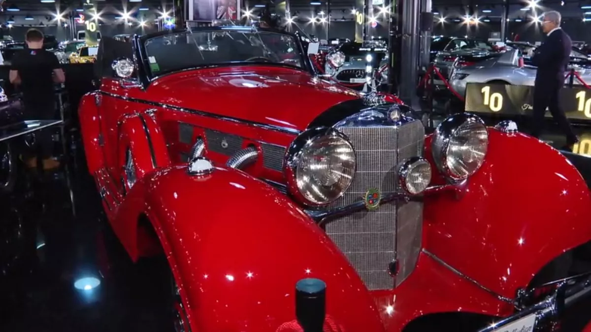 VIDEO/ Koleksioni mahnitës i makinave të Rumanisë