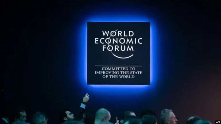 Forumi i Davosit, dezinformimi rreziku më i madh global në vitin 2024
