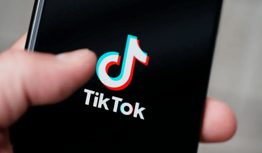 Komisioni Evropian heton rekomandimet e videovo që TikTok, YouTube dhe Snapchat bën