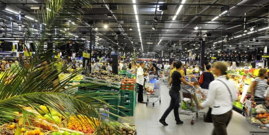 ‘Shrinkflation’/ Supermarketet franceze nisin fenomenin e ’tkurrjes’ së produkteve!
