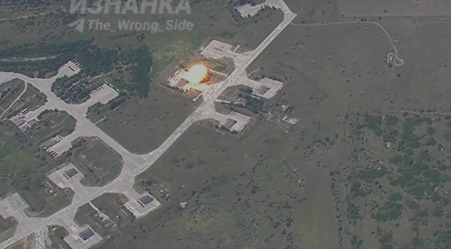 Rusia goditi avionë luftarakë gjatë sulmeve të fundit në aeroport
