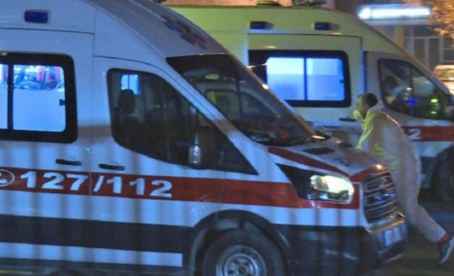 43 qytetarë me shenja helmimi dje në spitalin e Bulqizës, dyshime për ujin e pijshëm