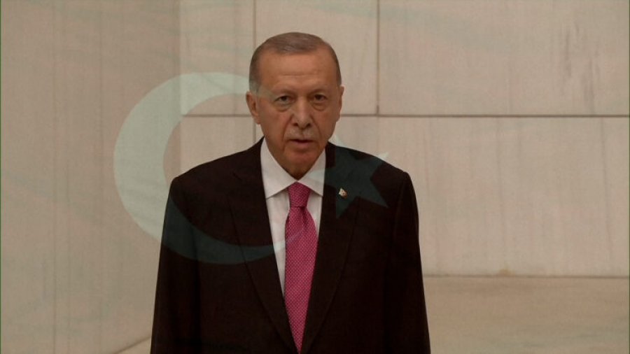 Erdogan: NATO nuk duhet të jetë palë në luftën e Rusisë kundër Ukrainës