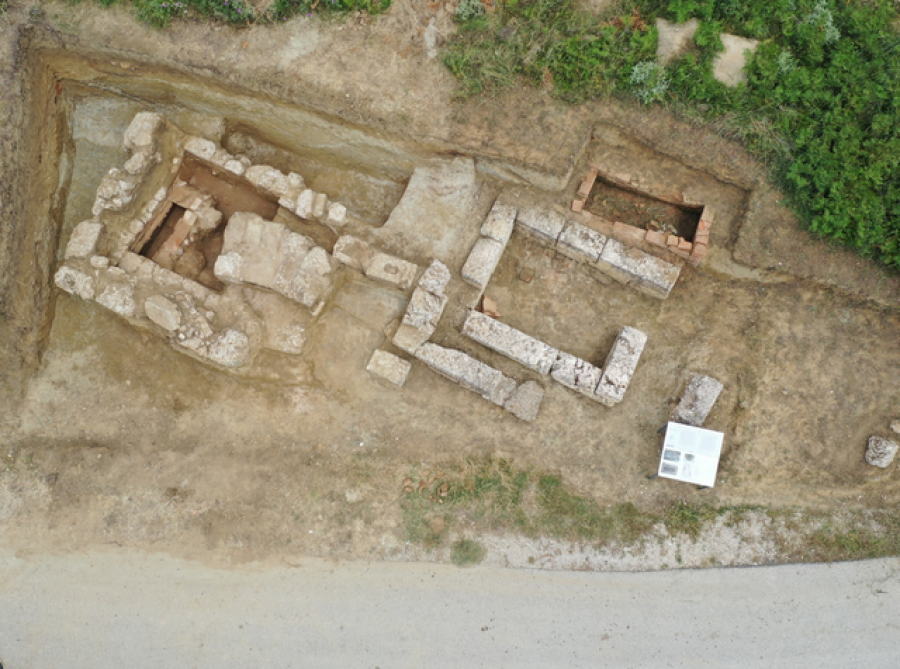 Zbulohen varre të reja monumentale në qytetin ilir të Amantias