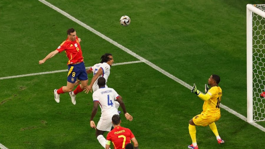 Shënohet goli i parë në gjysmëfinalen Spanjë-Francë