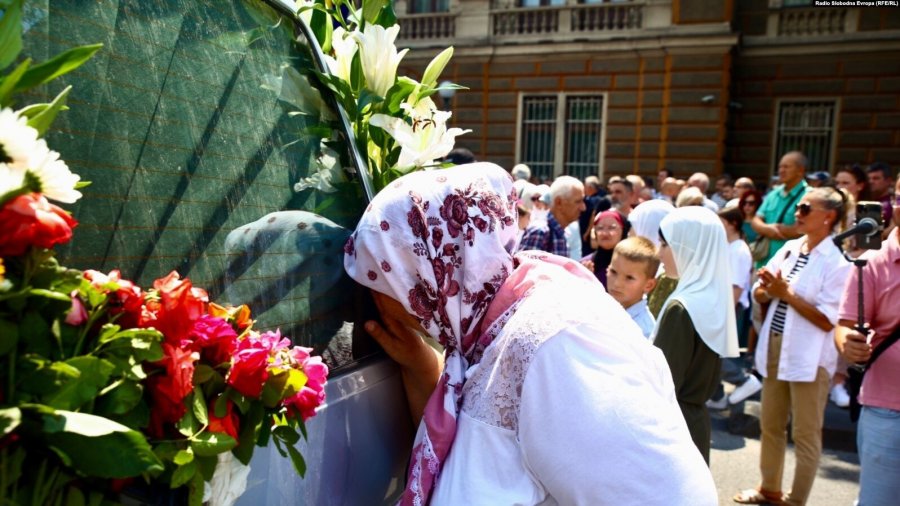 11 korriku shpallet ditë përkujtimore e gjenocidit në Srebrenicë nga Qeveria e Kosovës