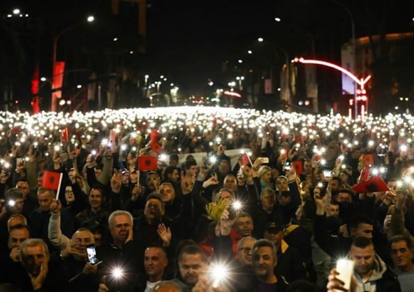 Meta: Të gjithë shqiptarët e lirë dhe patriotë sot në shesh kundër Narkoshtetit!