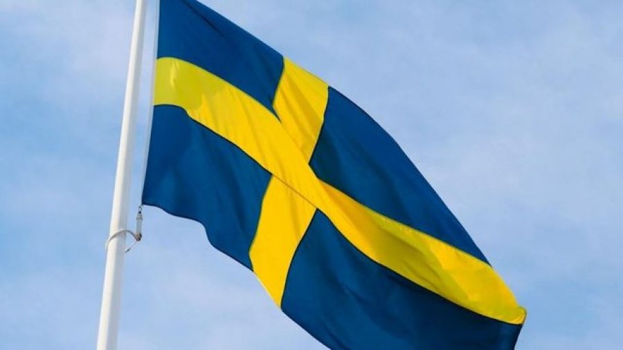 Suedia do të ‘shtrëngojë‘ rregullat e bashkimit familjar