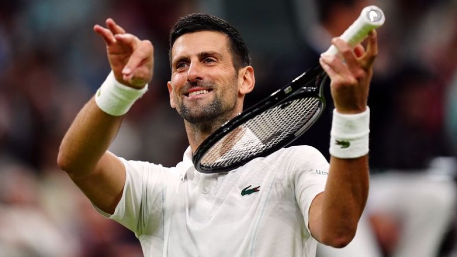 Tenis/ Djokovic kalon pa luajtur në gjysmëfinalet e ‘Wimbledon’