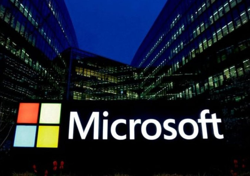 Microsoft: Problemi që shkaktoi kolaps të aeroporteve u rregullua