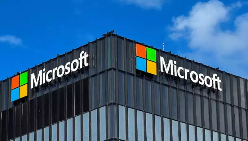 Microsoft nxjerr në përdorim mjetin e rimëkëmbjes për kompjuterët e prekur nga përditësimi i CrowdStrike