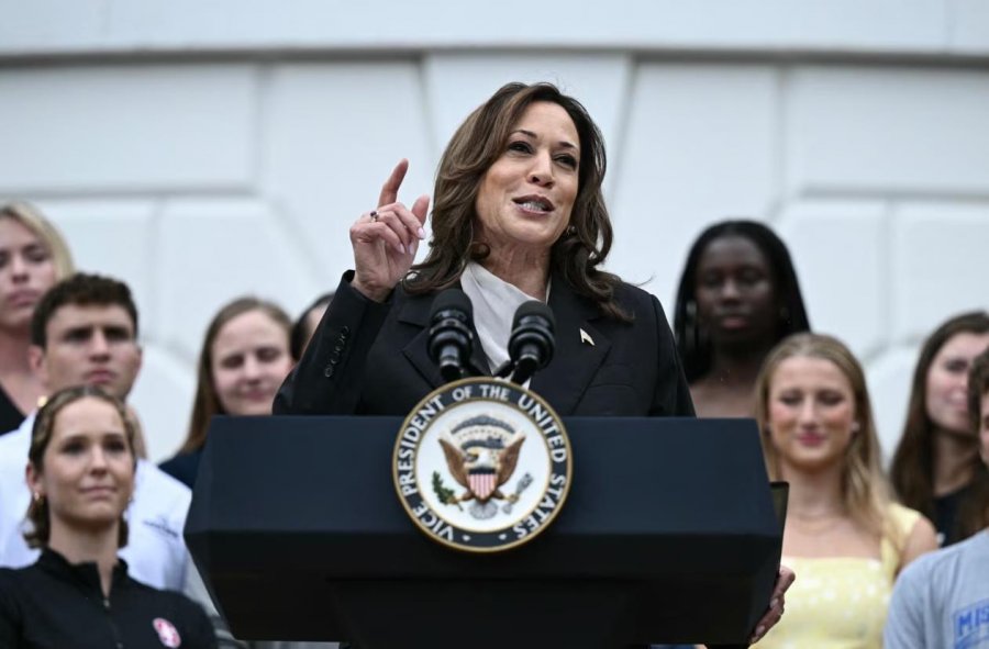 Kamala Harris siguron mbështetjen e nevojshme për t’u bërë kandidate për presidente