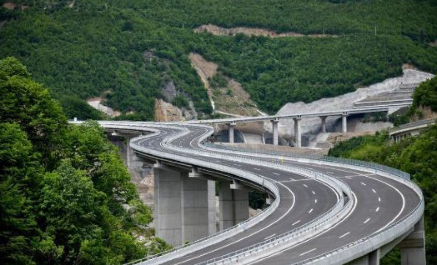 Kosova/ Një i vdekur dhe katër të lënduar si pasojë e aksidentit të rëndë 