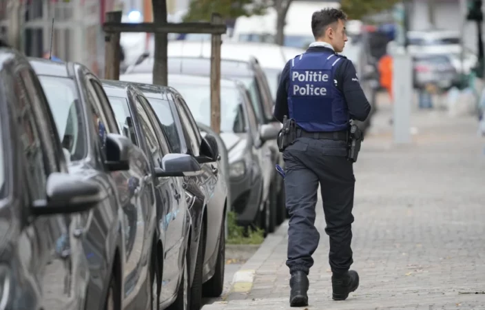 Policia belge kryen bastisje pas dyshimeve për organizim të një sulmi terrorist