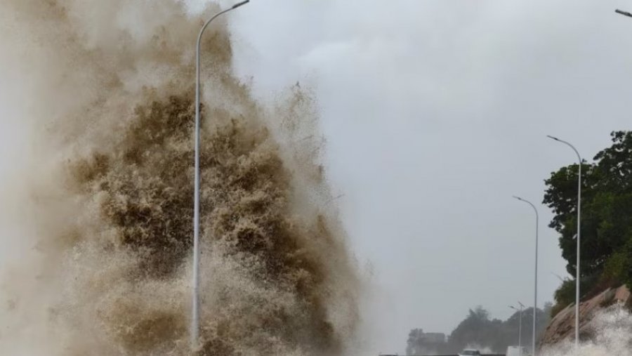 Tafuni Gaemi godet Kinën pasi bëri kërdinë në Tajvan dhe Filipine