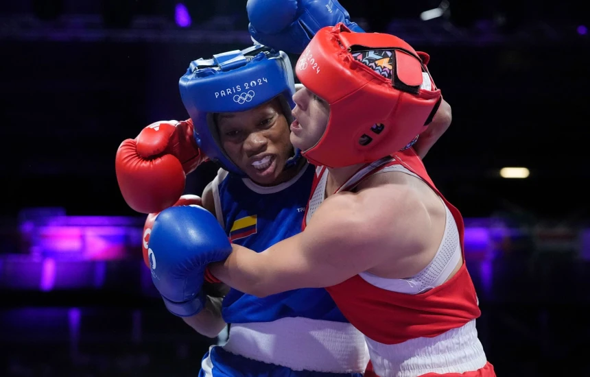 Boks/ Donjeta Sadiku zhvillon duelin me kundërshtaren kolumbiane, rezultati