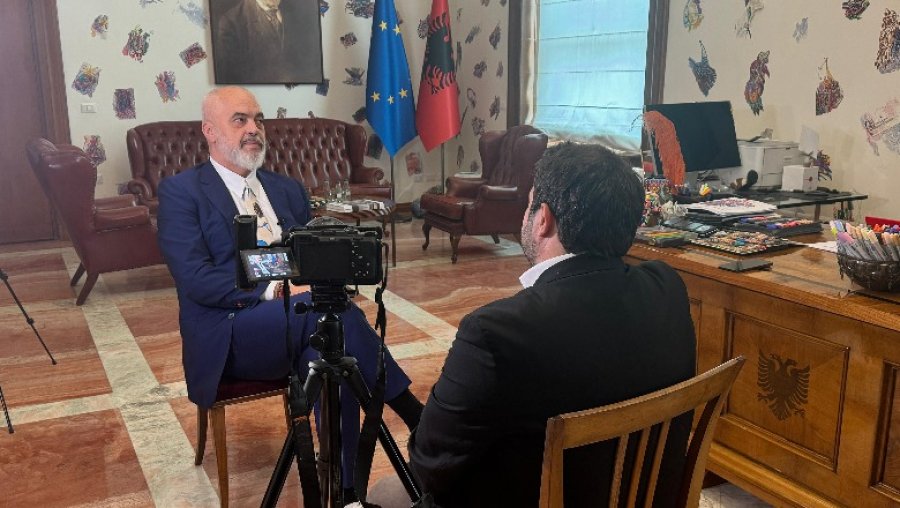 RAI3 ‘fundosi’ Ramën/ Gazeta italiane: Jehona në Shqipëri falë televizionit të pavarur SYRI TV