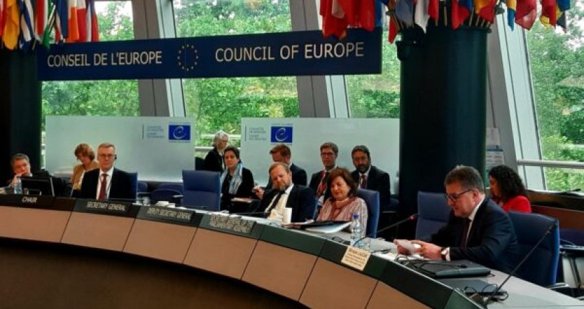 Lajçak tregon për raportimin në Këshillin e Europës: I informova për dinamikën e dialogut Kosovë-Serbi