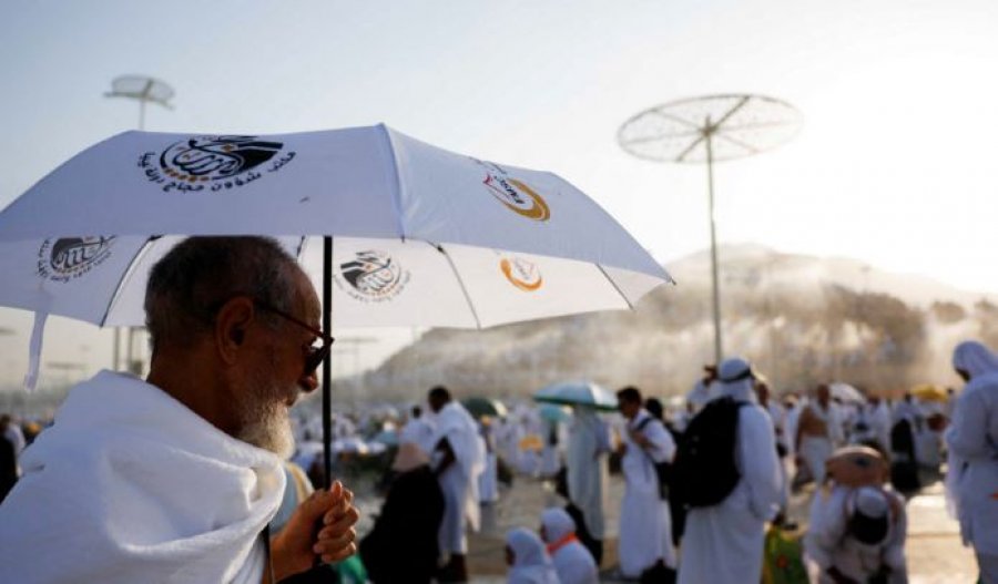 Pelegrinët e haxhit durojnë 47 gradë në Arabinë Saudite