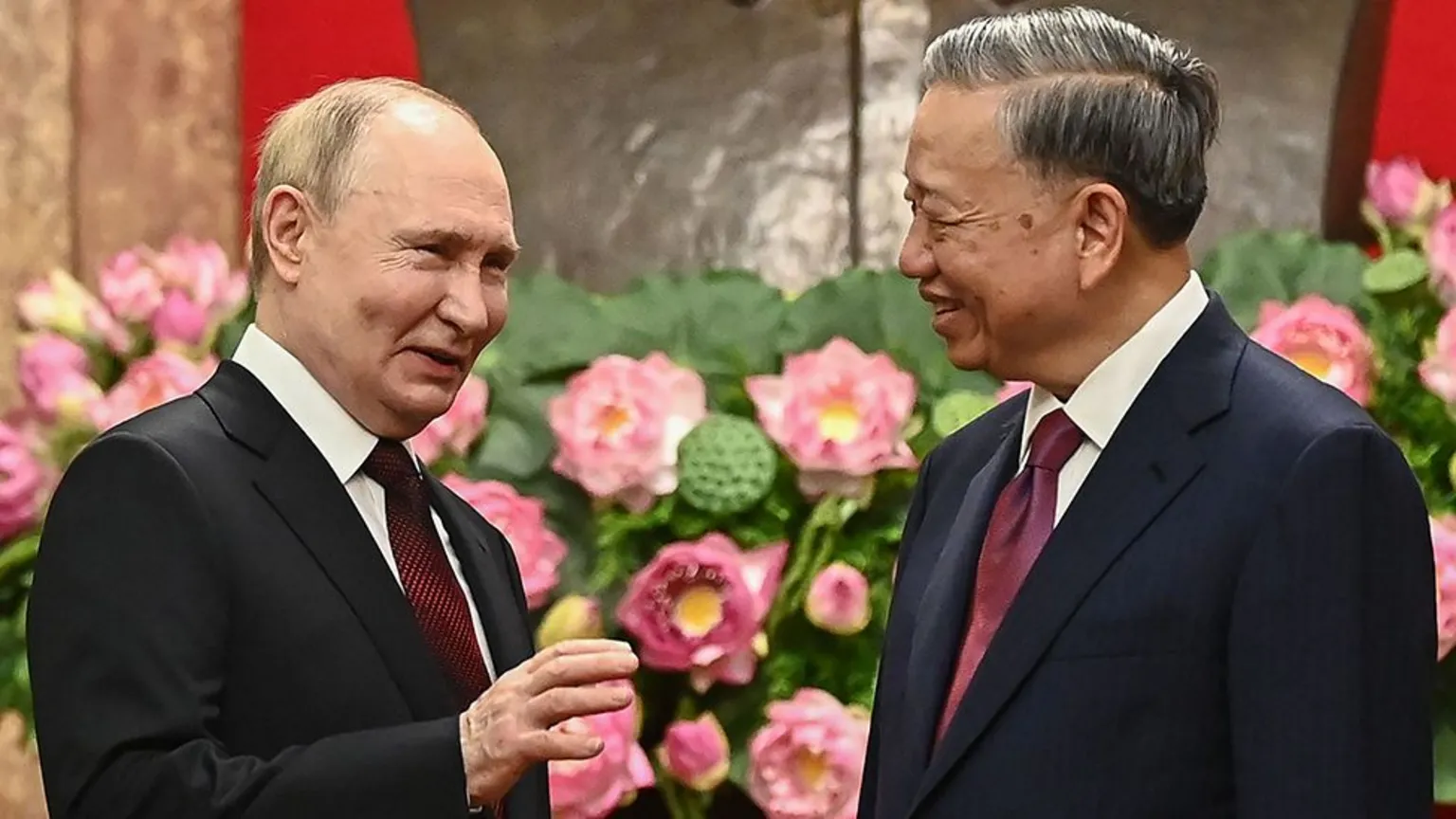 Putin në Vietnam: Një miqësi që nuk pranon të vdesë