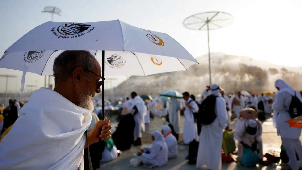 Haxhi në Mekë/ Autoritetet konfirmojnë 500 pelegrinë të vdekur, qindra viktima të tjera mes pelegrinëve
