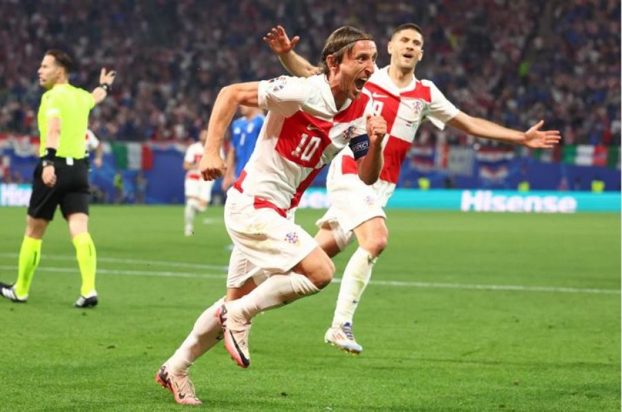 Goli ndaj Italisë/ Moment historik për Luka Modriç, kroati bëhet golashënuesi më i…