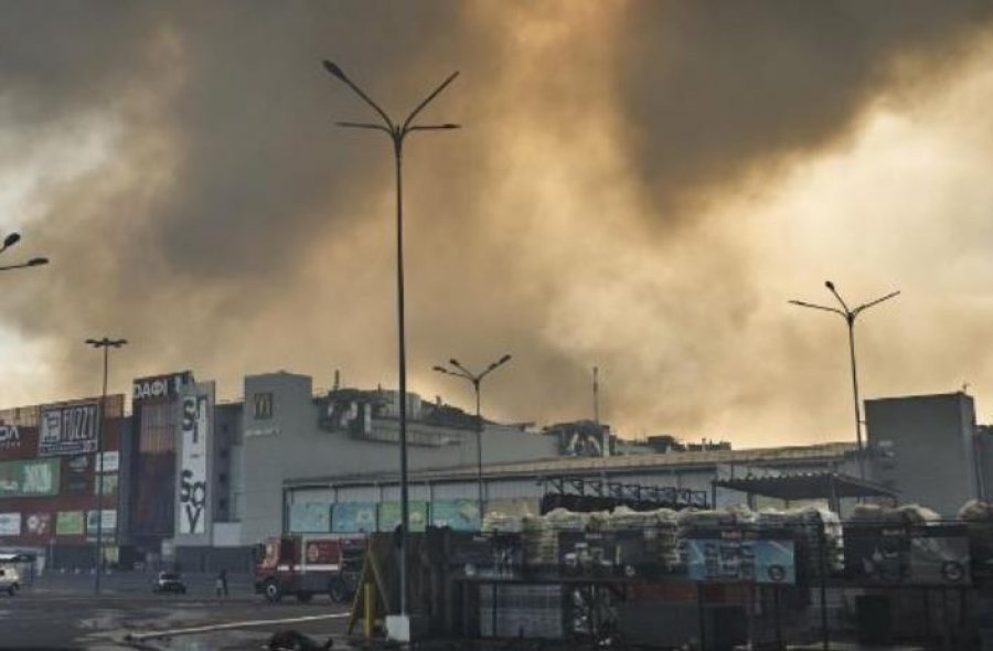 Sulm me raketa në Donetsk, tre të vdekur dhe disa të plagosur