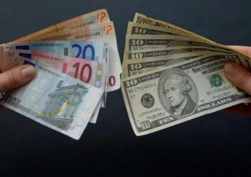 Këmbimi valutor, si qëndron leku sot në raport me monedhat e huaja