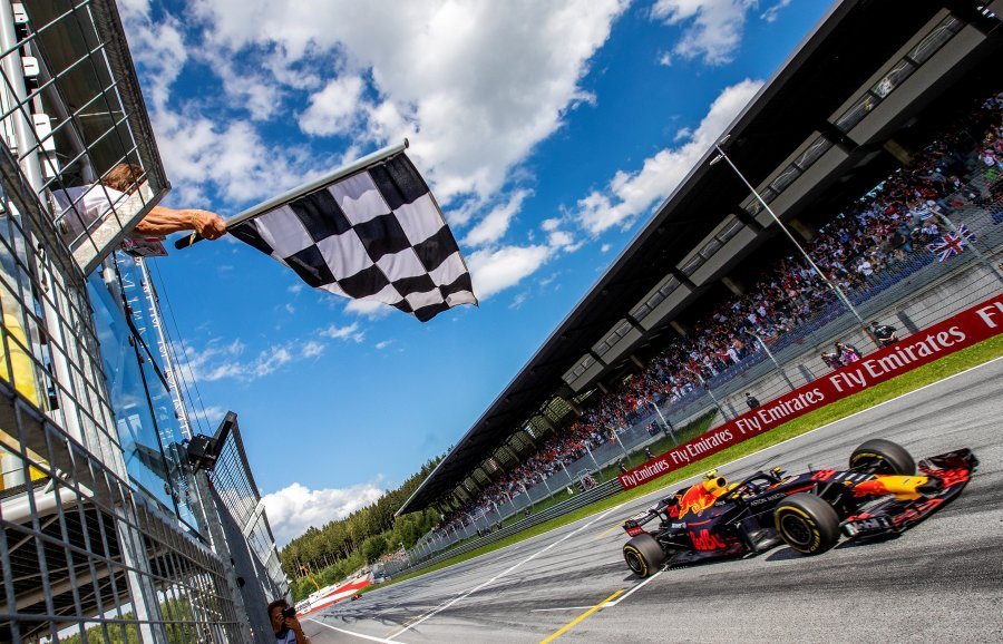 Çmimi i Madh i Austrisë/ Dominon Verstappen, lë pas McLaren