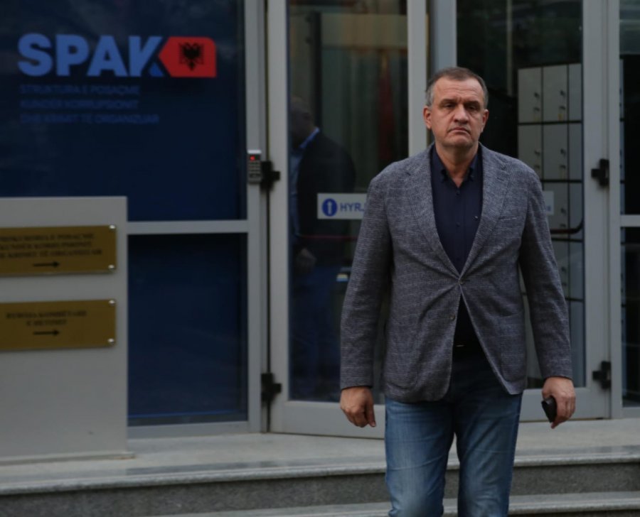 Dosja e sterilizimit/ Ish-ministri Ilir Beqaj paraqitet sërish në SPAK