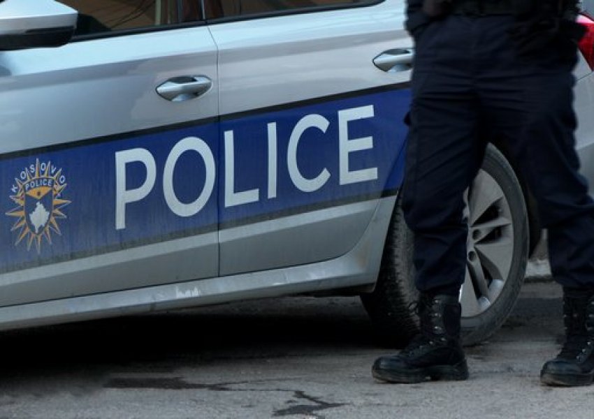 Shteti ndan afro 500 mijë euro për të ngrohur policinë me pizhama dhe çorape termike