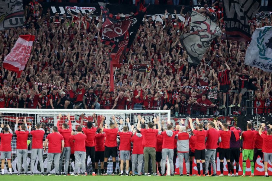 Bayer Leverkusen, tre ndeshje për tre trofe në 8 ditë
