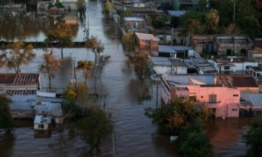Pas Brazilit, përmbytet Argjentina dhe Uruguai