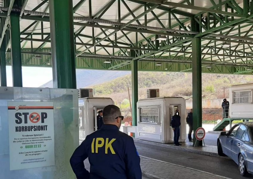 Shqipëria instalon kamera përgjatë kufirit me Kosovën për të frenuar emigrantët e bandat kriminale