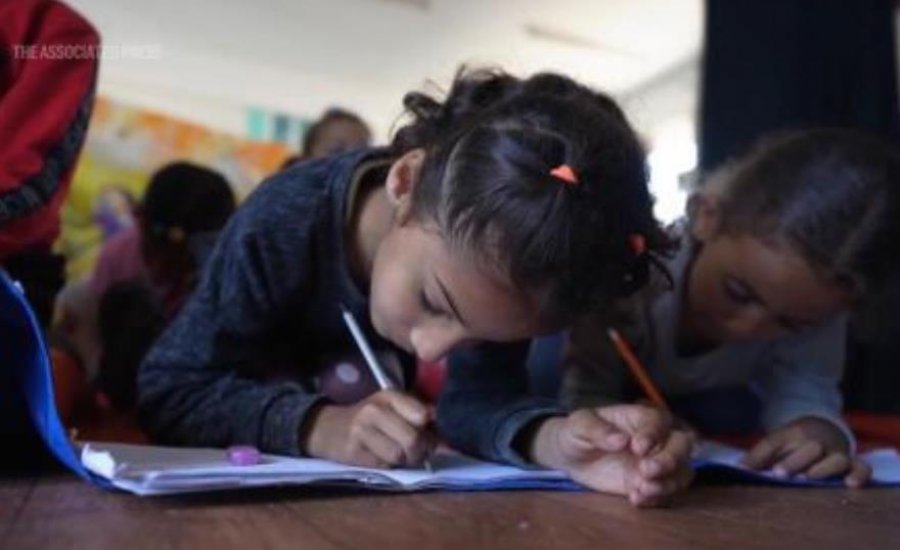 Për fëmijët e Gazës, lufta do të thotë s’ka arsim – dhe asnjë shenjë se kur mund të nisin shkollat