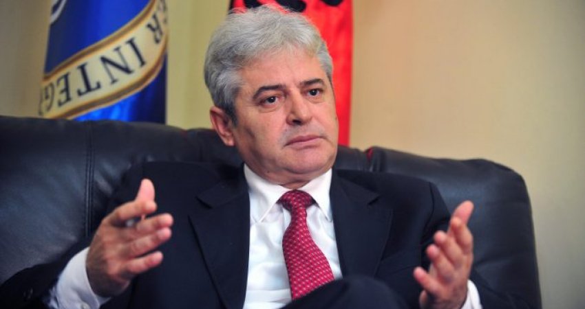 Ahmeti: Nuk duhet të hapim front midis shqiptarëve dhe maqedonasve