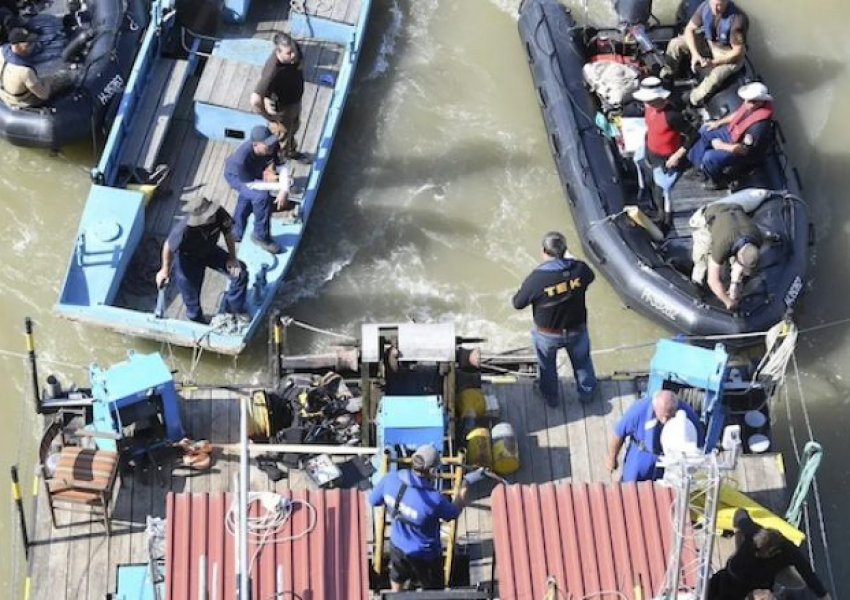 Dy të vdekur dhe pesë të zhdukur pas 'përplasjes me një varkë' pranë Budapestit të Hungarisë