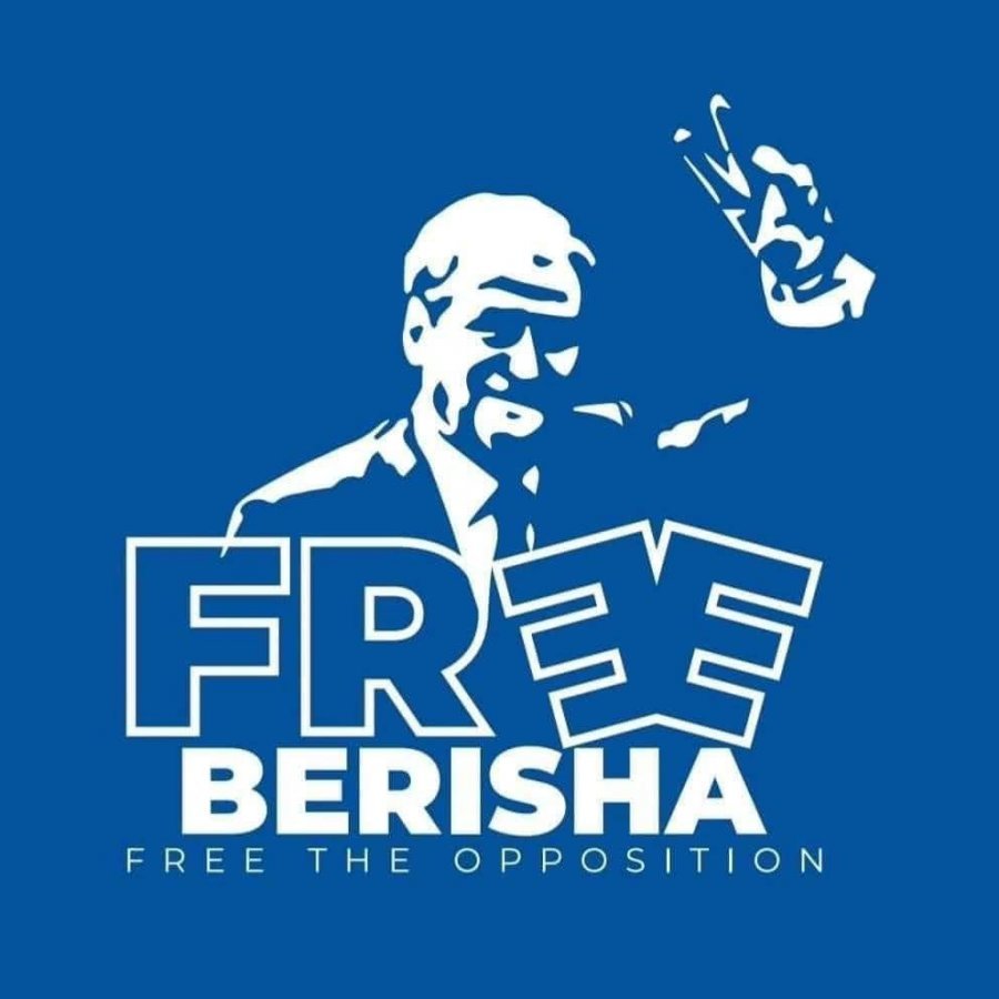 Eshtë në nderin e liridashësve të manifestojnë për burgosjen politike të Sali Berishës