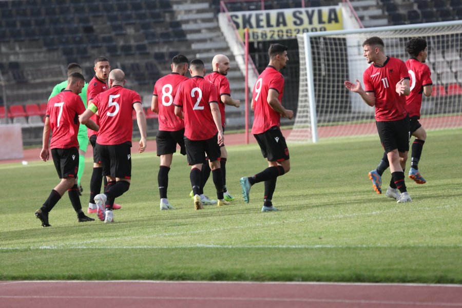 UEFA ‘Regions’ Cup’/ Shqipëria e nis me fitore, mund thellë Armeninë në ‘Elbasan Arena’