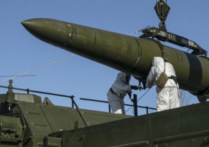 Përdorimi i armëve bërthamore, Rusia fillon stërvitjet ushtarake