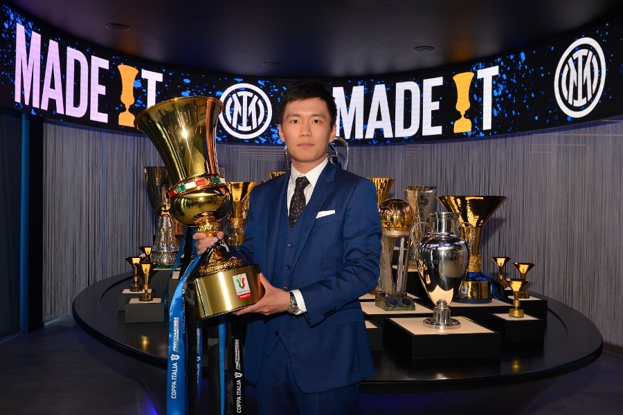 Borxhe dhe trofe, përfundon epoka e Stiven Zhang tek Interi