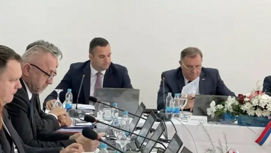 Zbutet Dodik, vjen me deklaratë ndryshe rreth propozimit të ‘ndarjes paqësore’ të Bosnje-Hercegovinës