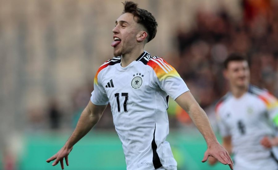 Talenti shqiptar te Gjermania, 19-vjeçari në stërvitje me ekipin e Nagelsmann