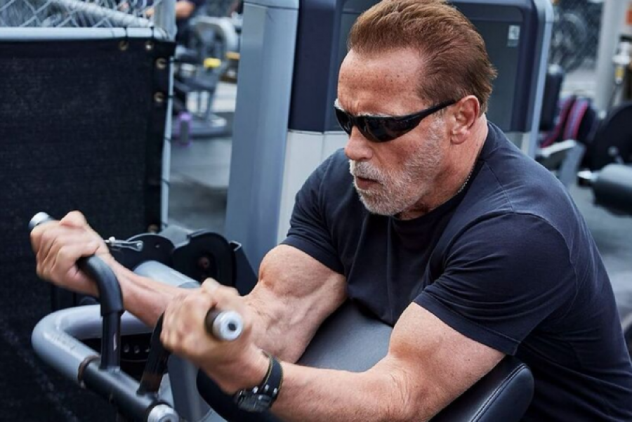 Arnold Schwarzenegger zbulon frutin që do t’ju ndihmojë për të krijuar muskuj