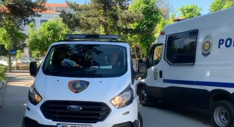 ‘Again’/ Tentoi të vjedhë 2 makina në Durrës, arrestohet 50-vjeçari