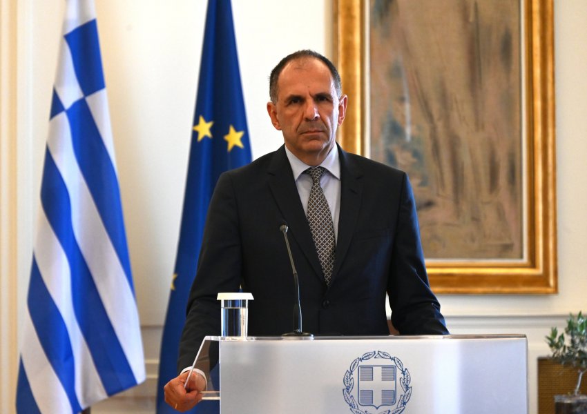 Tensionet me Shkupin, ministri grek: Marrëveshja e Prespës nuk mund të ndryshohet nga njera palë
