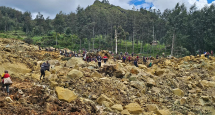 Më shumë se 670 të vdekur nga rrëshqitja e dheut në Papua Guinenë e Re