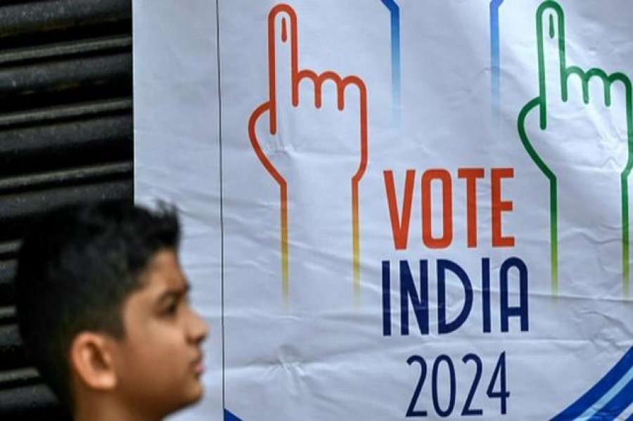 Miliona indianë votojnë mes temperaturave ekstreme teksa Modi kërkon mandatin e tretë