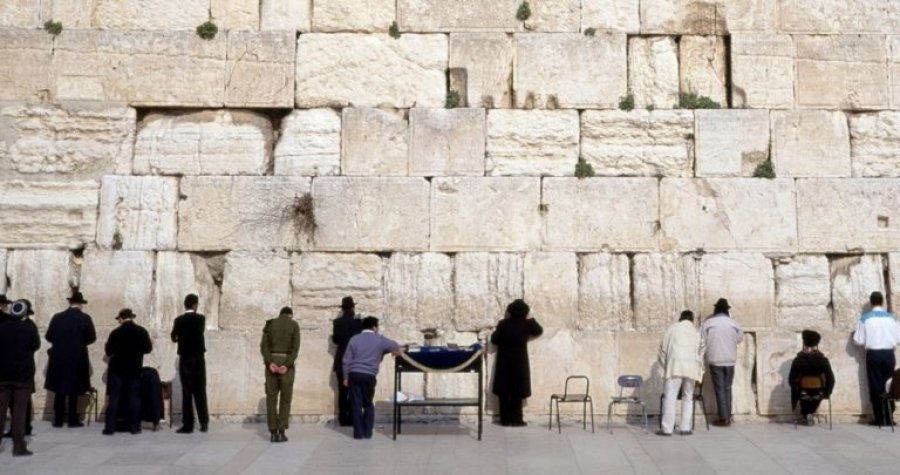 Muri i Lotëve, historia tragjike e njërit prej objekteve më të famshme në Jeruzalem